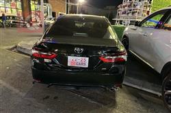 تۆیۆتا کامری